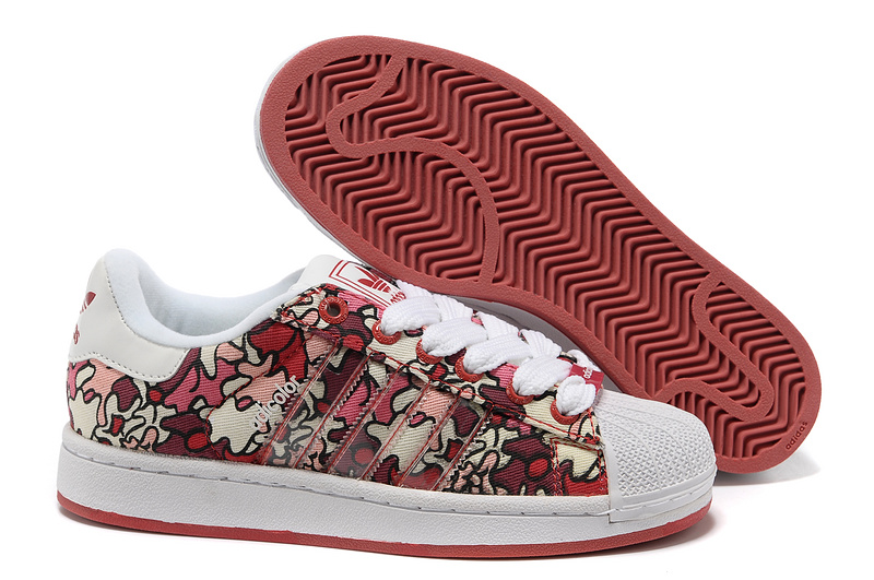 Women's Adidas Originals Adicolor Superstar 2K IS Print Shoes Red Camo/White 561973